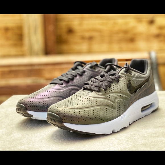 Nike Air Max 1 Ultra Moire iridescent - Picture 4 of 15